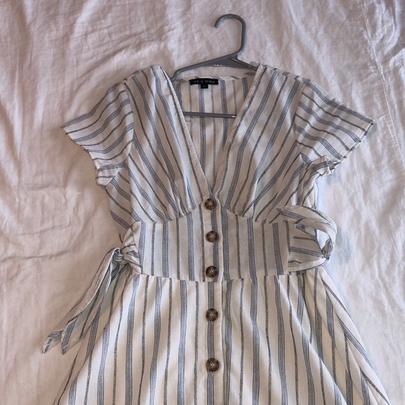 NWOT Dress - Picture 1 of 4